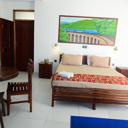 Happy Tuna Guesthouse Hikkaduwa Exterior foto