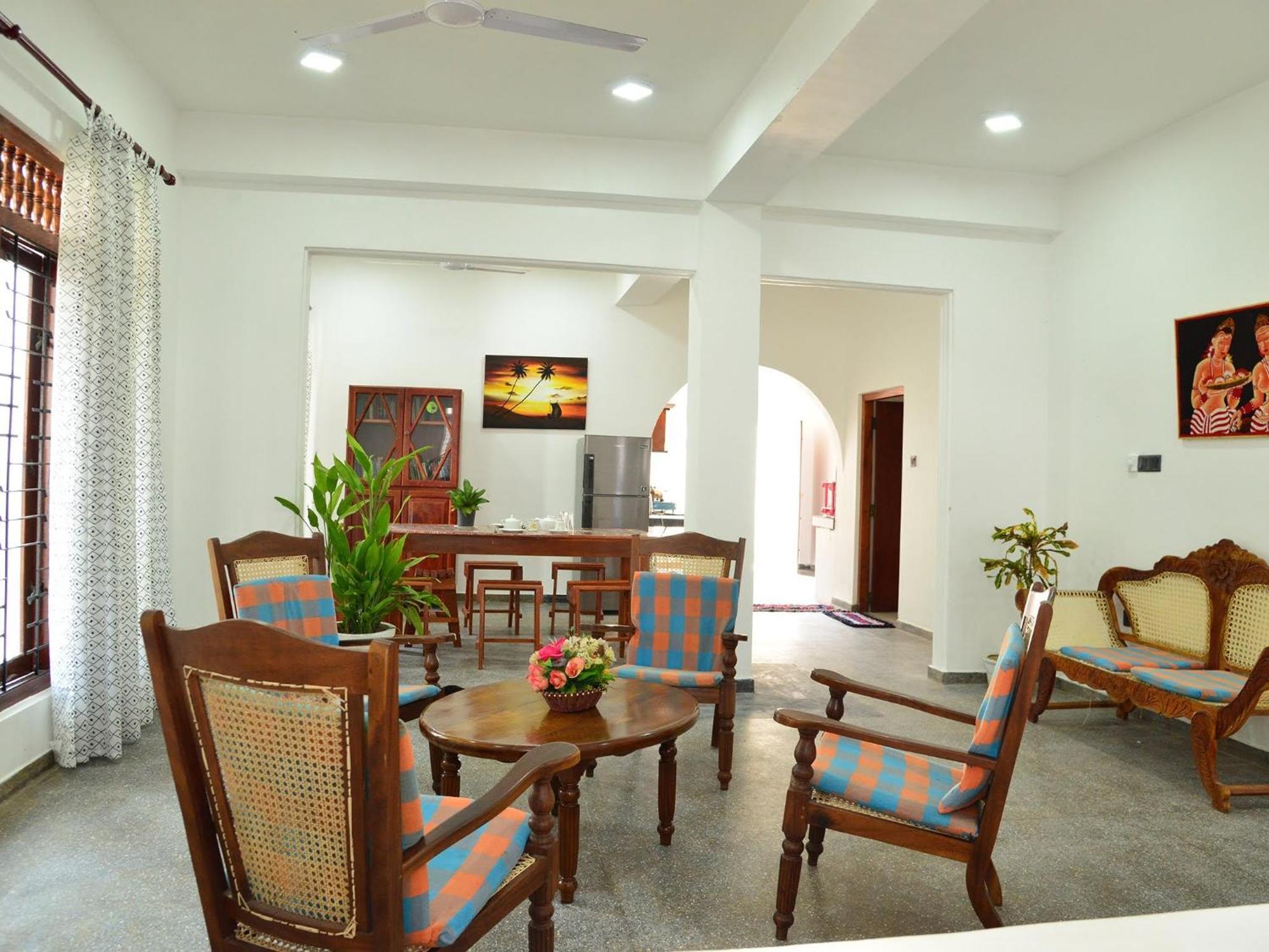 Happy Tuna Guesthouse Hikkaduwa Exterior foto
